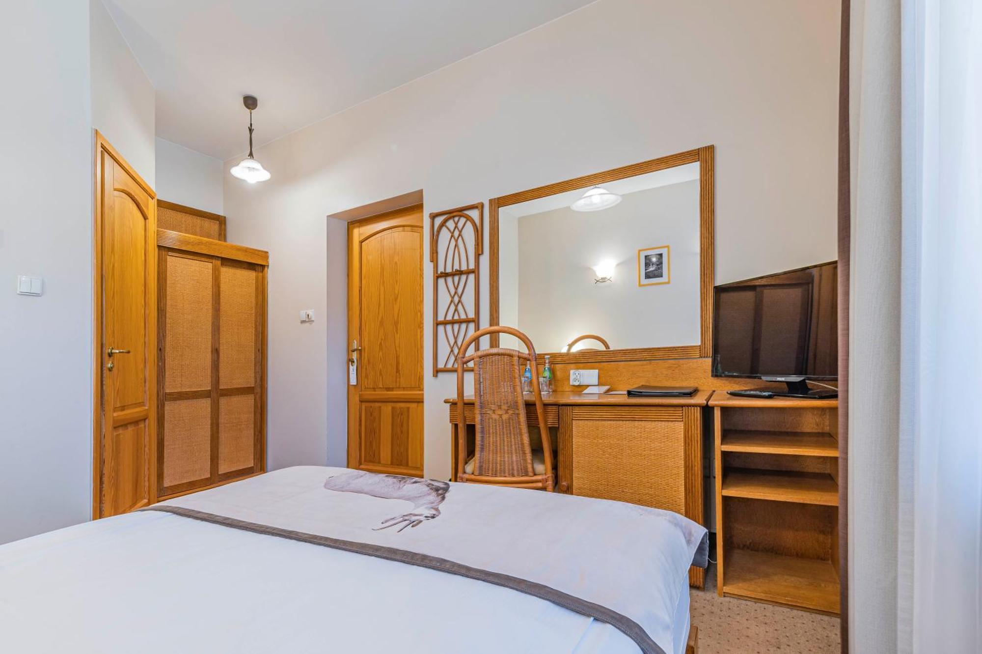 Hotel Nosalowy Dwor Закопане Екстер'єр фото